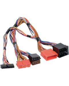IPOD® & AUXILIARY INPUT (COMPATIBLE WITH 2006–2008 VOLKSWAGEN® BEETLE)