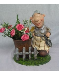 1013 Lady with Flowers with Citronella Candle
